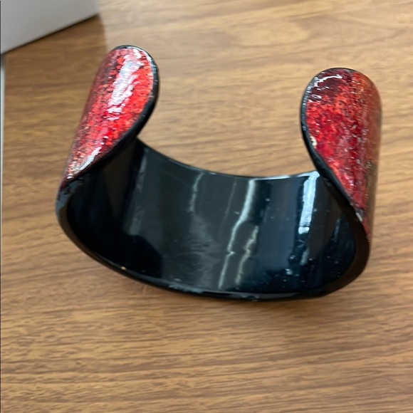 Colorful Geometric Cuff Bracelet with Mother of Pearl details - Picture 5 of 10